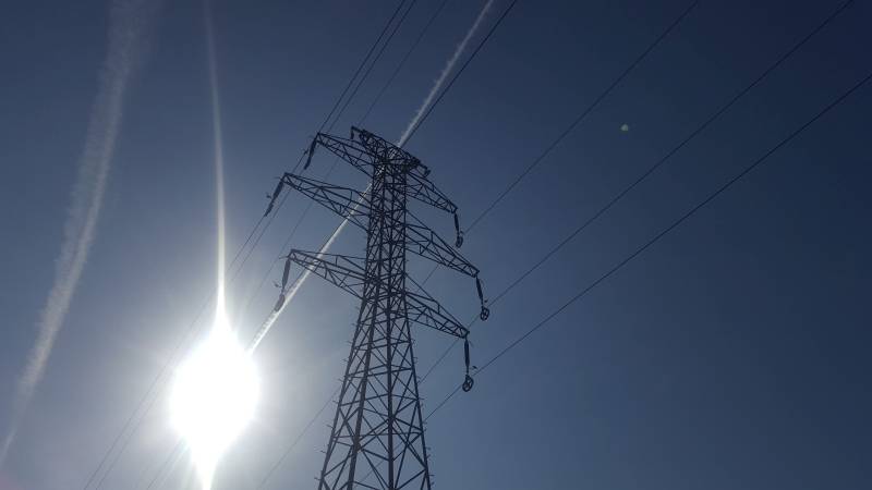 Linia wysokiego napięcia